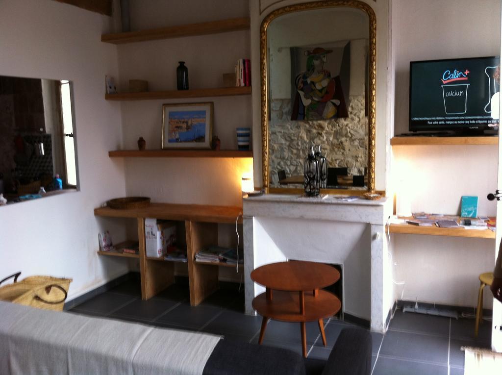 Adoramaar- Le Loft Lägenhet Marseille Rum bild